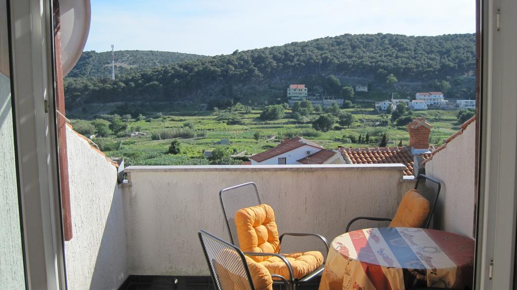 Apartment Lopar Quarto foto
